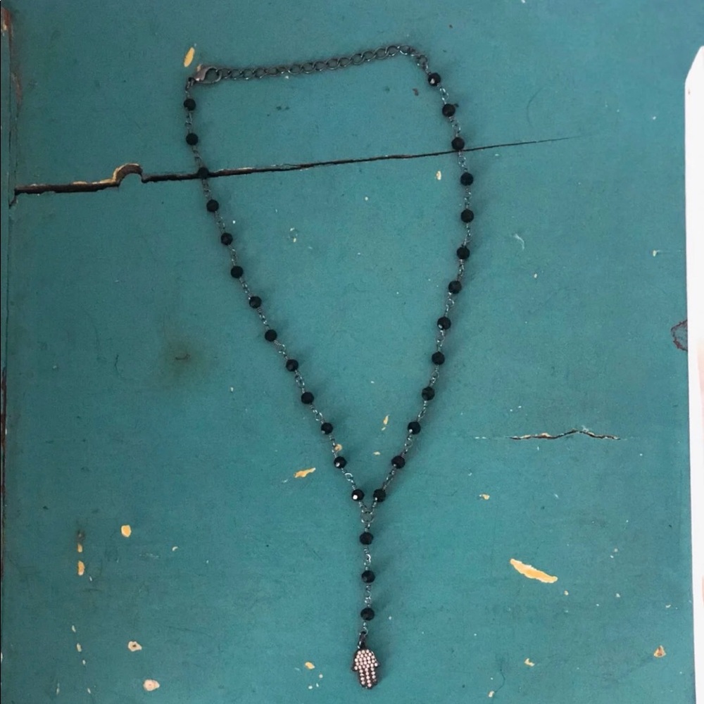 NEVER WORN Trendy black hamsa choker